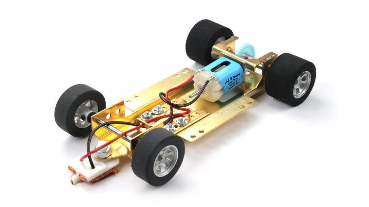 H&R HRCH07 - 1/24 RTR Adjustable Chassis - 26k Motor - Fish Rubber Tires - NASCAR Wheels - Click Image to Close