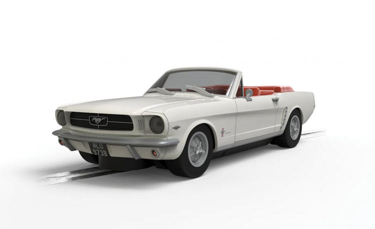 Scalextric C4404 - PRE-ORDER NOW! - James Bond Ford Mustang - Goldfinger