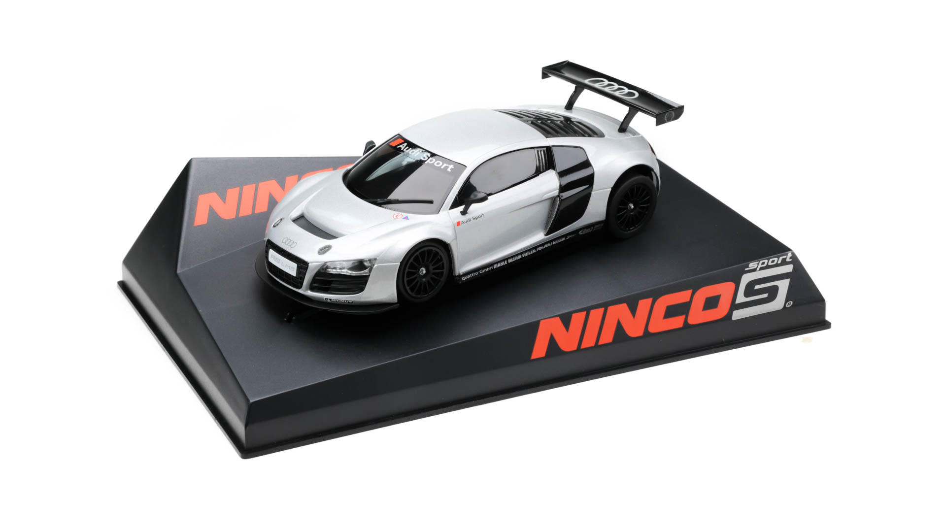 50555 NINCO 1/32 SLOT CARS AUDI R8 GT3 TEST CAR LIGHTENED SPORT 