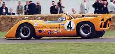 Monogram 85-4837 McLaren M6A, Bruce McLaren 1967.