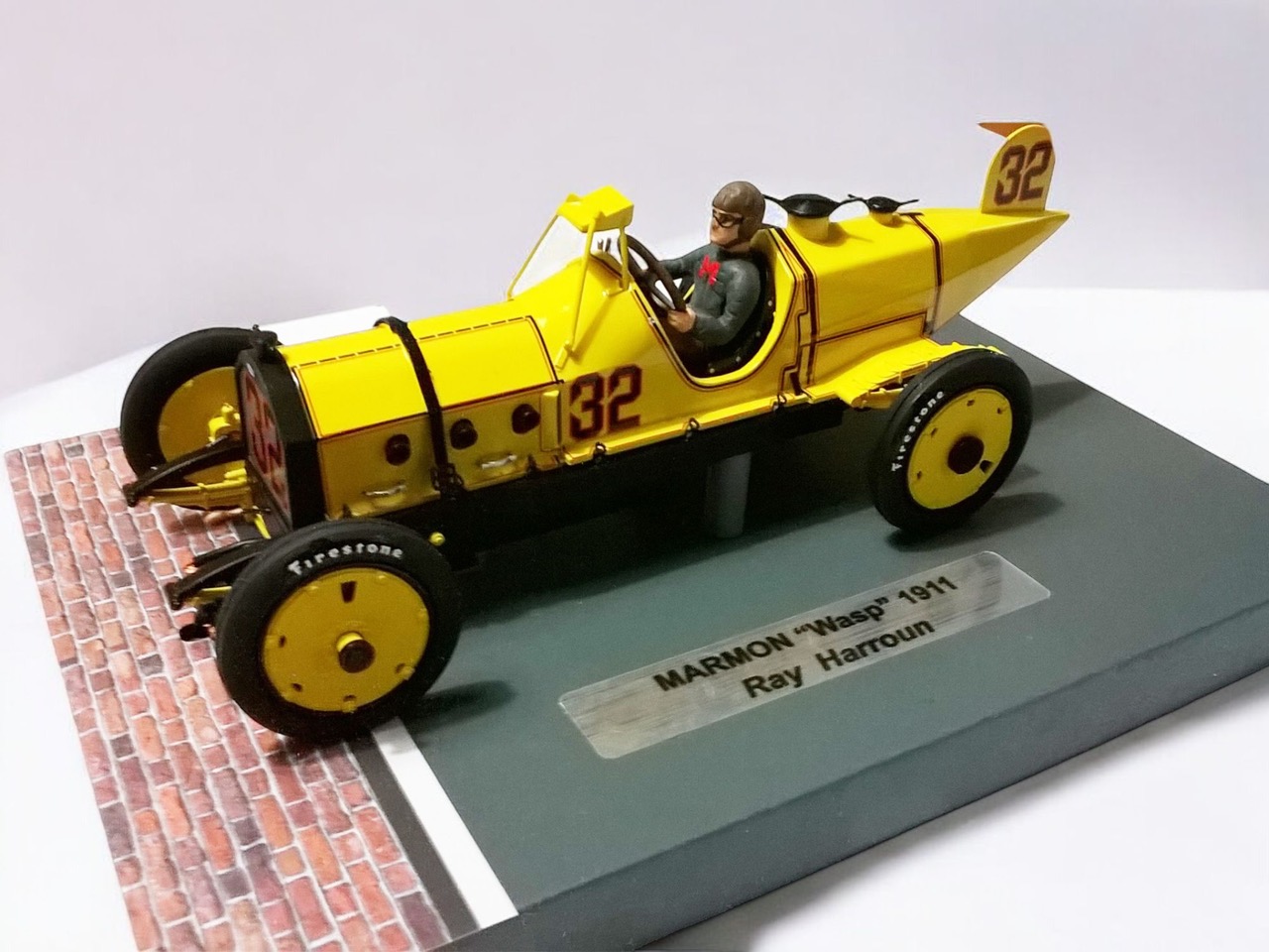 Ostorero ODG231_ED - PRE-ORDER NOW! - Marmon Wasp - 1911 First Indy 500 Winner - Yellow Livery