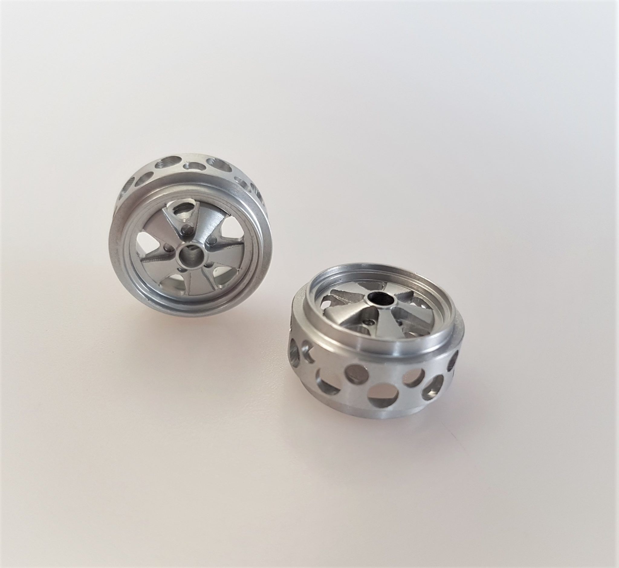 SRC RM0607 - Aluminum Wheels - 15.8 x 8.3mm - Fuchs 'Matte' - pair