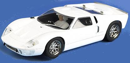 Scalextric C2473 Ford GT40 MkII all white - Click Image to Close