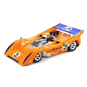 McLaren M8D