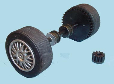 Sloting Plus SP40216009 - Universal Front Wheels - Press-on Plastic - 16 x 9mm - pair