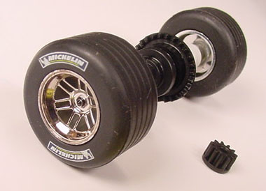 Sloting Plus SP40216009 - Universal Front Wheels - Press-on Plastic - 16 x 9mm - pair